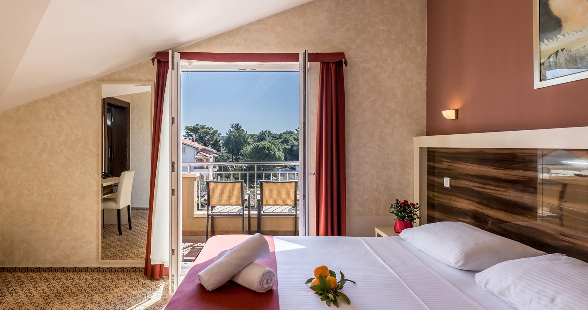 Obiteljska soba s balkonom